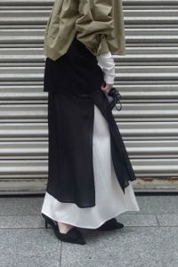 サテンマーメイドスカート