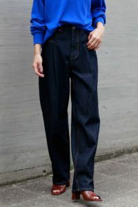 【追加入荷】タックデニムパンツ