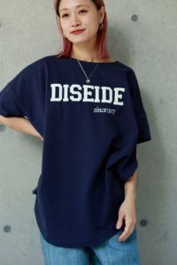 オーバーサイズロゴT