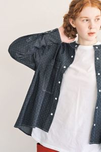 ビッグポッケデニムシャツ