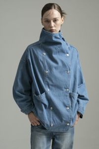 【8月下旬予定】変形カラーデニムシャツ