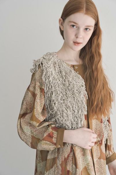 【期間限定】ayane(新品)ワーク調デザインベスト【ベージュ】 セットアップ Vネック ベスト スカート 抜け感 2025春夏新作