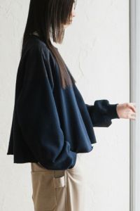 フレアショートスウェット