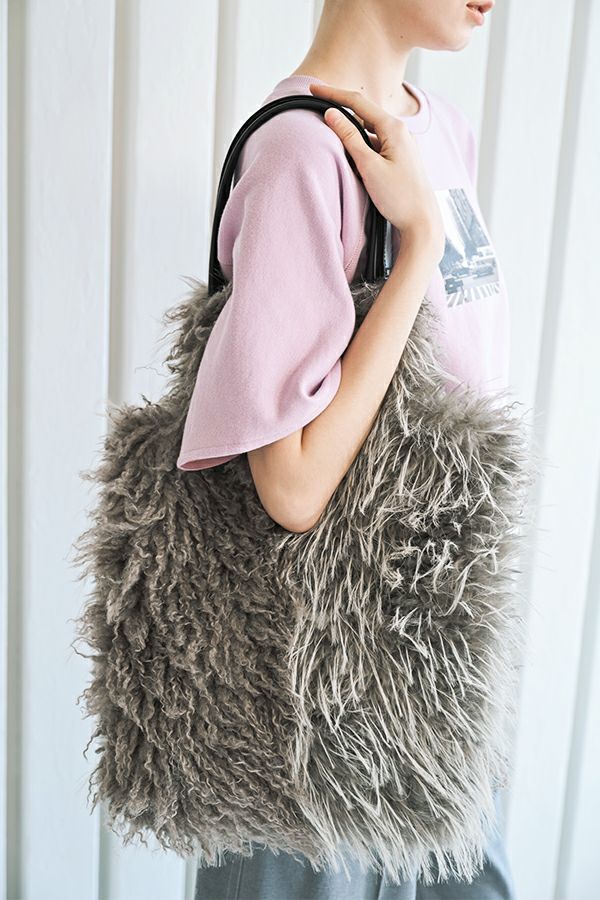 ふんわりフェイクファートートBag(ツートン)　