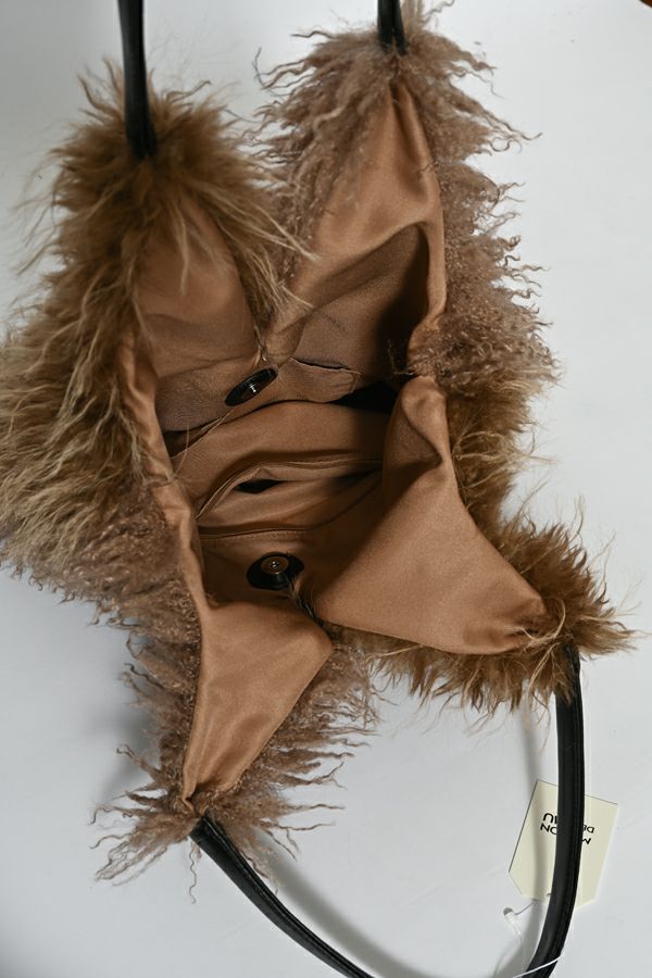 ふんわりフェイクファートートBag(ツートン) | メゾンドアムウ