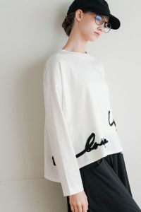 【2月上旬入荷】テープ刺繍ロンT