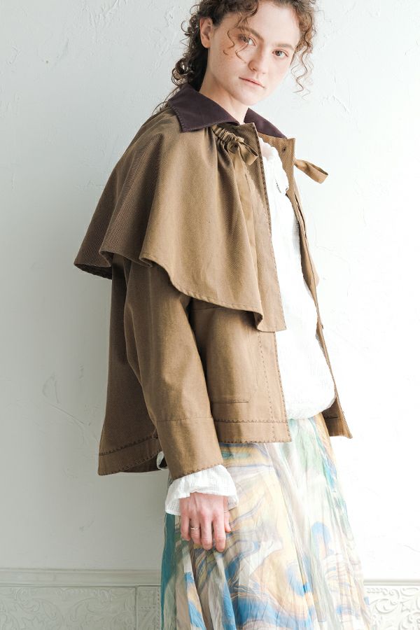 【2月上旬入荷】取外しケープ付カバーオール